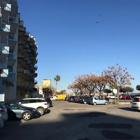 Lido, A 50 Metri Dal Mare